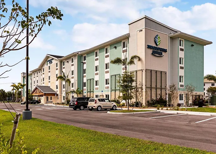 Resorts Guide Woodspring Suites Naples East