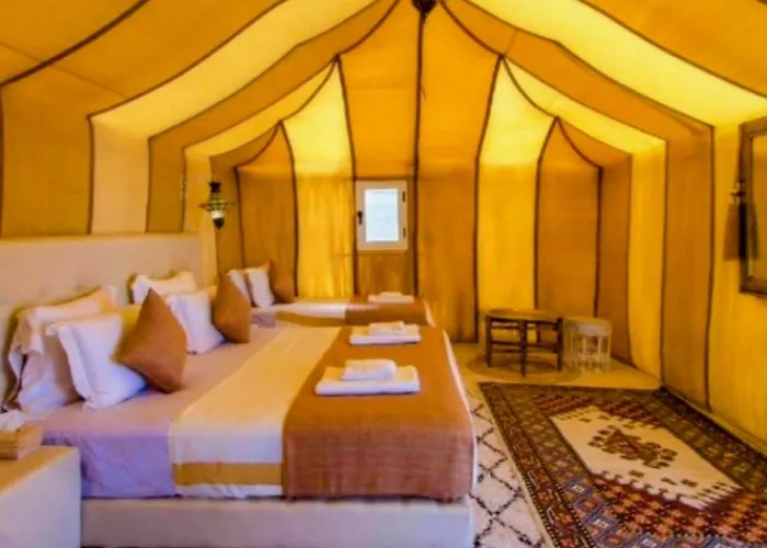 Hotel cerca del colegio: Magic Luxury Camp