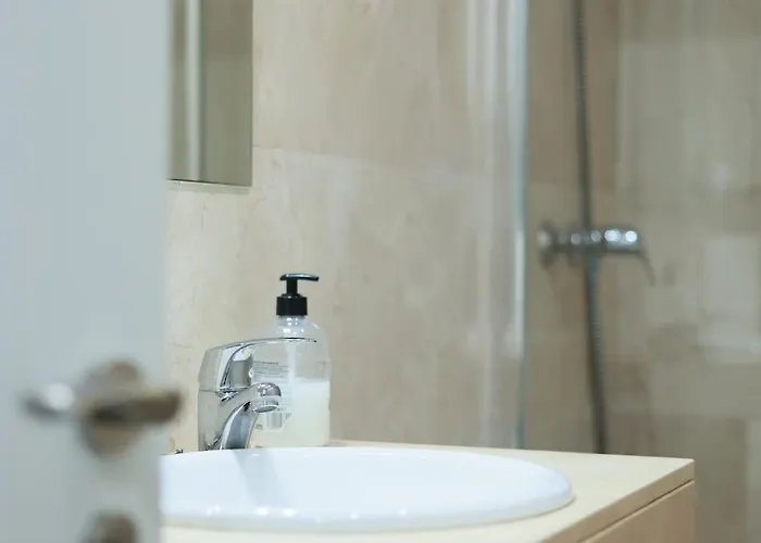 Hotel cerca del colegio: Apartamentos Océanos
