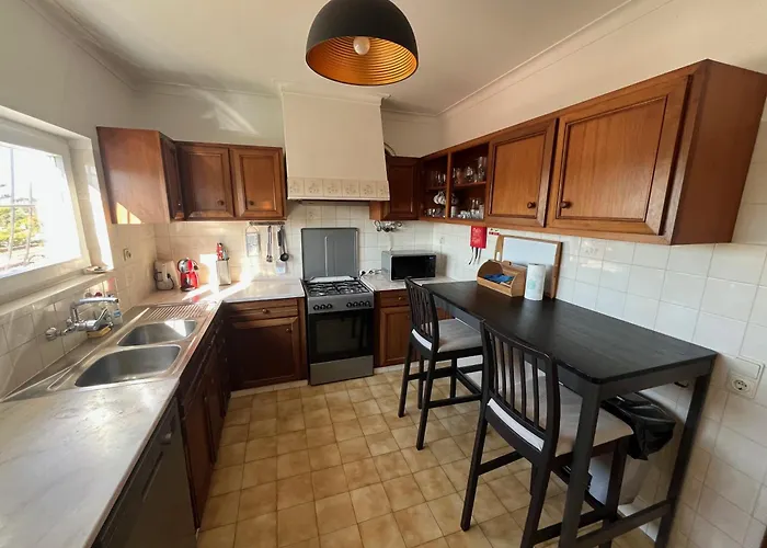 Casa Pausa Sesimbra Holiday Home