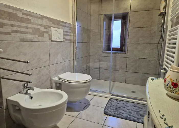 La Bandita - antica casa di campagna toscana con piscina, WIFI e splendida vista