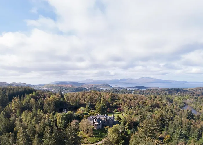 Glencruitten House