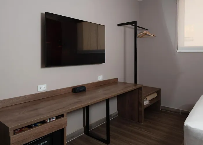 Hotel Byhours Circunvalar - Adults Only