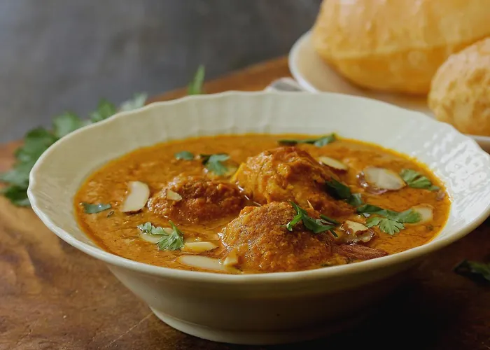 Super Townhouse Oak Kompally