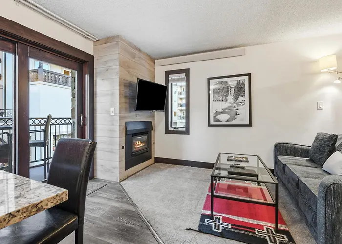Lift House Lodge, Close to Gondola, Premium Studio Condo