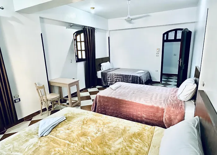 Golden Rose Guesthouse