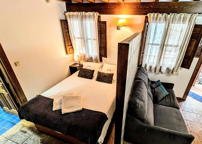 Apartamentos Alhambra