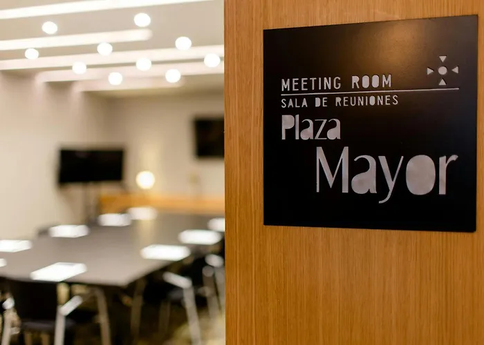 Motel One Plaza de España