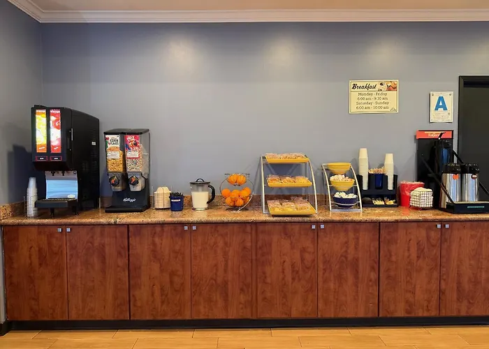 Days Inn By Wyndham San Diego-East/El Cajon