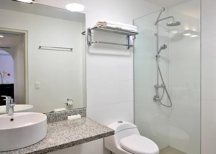 Central hotel: Melia Caracas