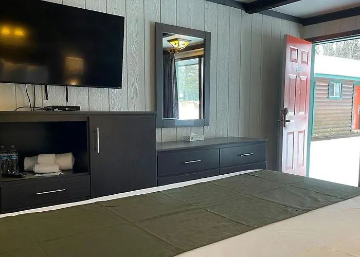 Adirondack Lodge Old Forge