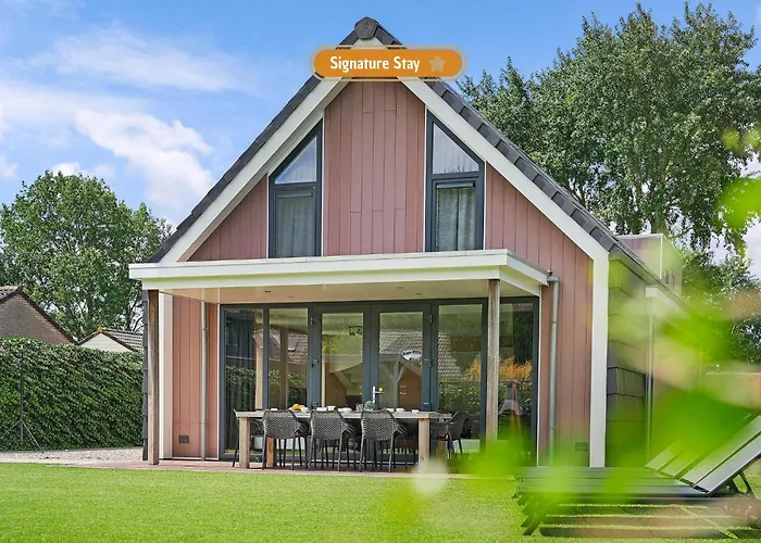 Villa Mastlo 2X 10 Persons Ouddorp Large Garden, 1500 Meters To The Dunes And Beach With 2 Jacuzzi'S - Not For Companies