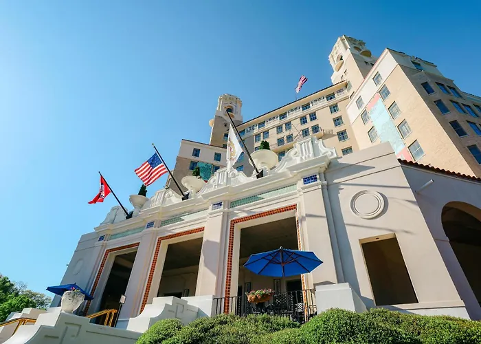 Arlington Resort Hotel & Spa