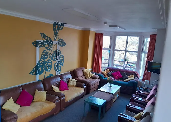 The Hostels Woodlands Centre