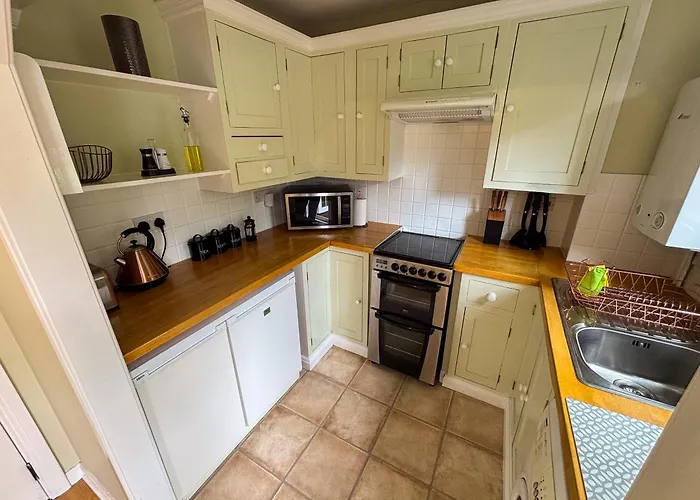 Villa: Inverness Holiday Retreat - 2 Bedroom