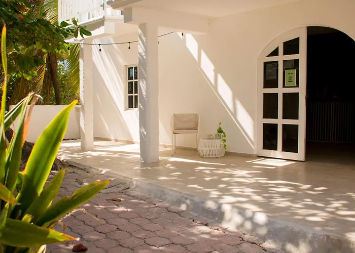 Balu Hotel