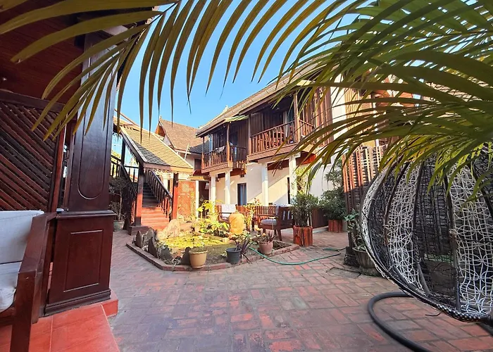 Chaluenxay Boutique Hotel & Travel