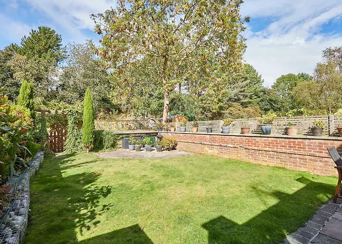 Host & Stay - The Station Cottage
