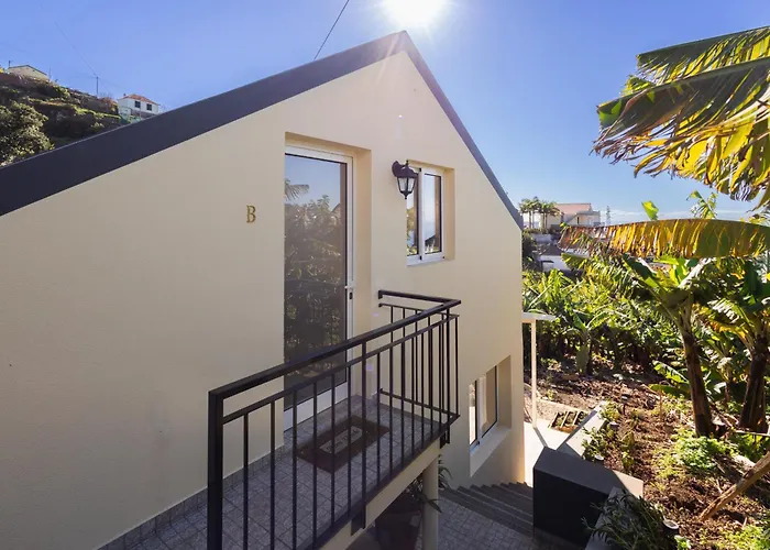 Romantic Seaview Wine House In Madeira