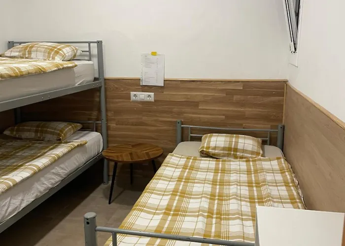 Private Room Next To Bcn Airport