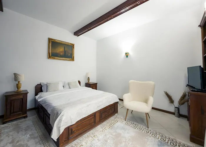 Baroque Residence