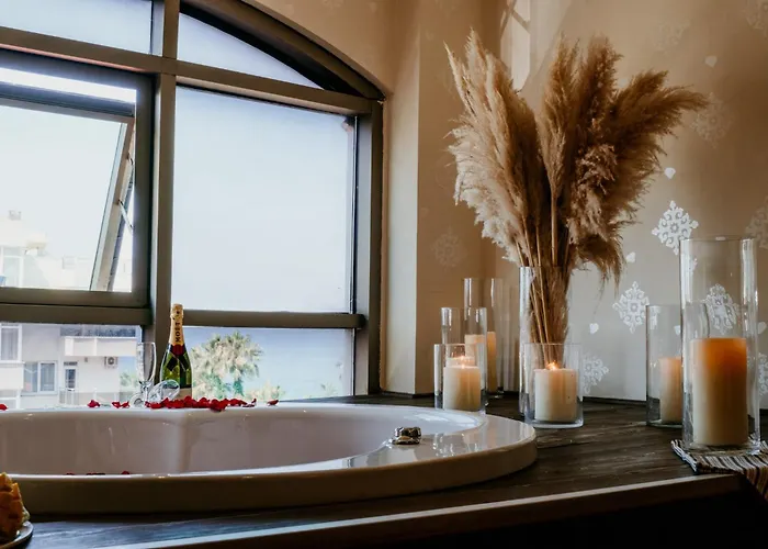 Hotel mit Pool: Tac Premier Hotel&Spa