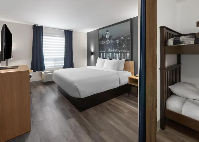 Super 8 By Wyndham Quebec City