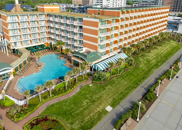 Beach hotel: Holiday Inn & Suites Virginia Beach - North Beach By Ihg