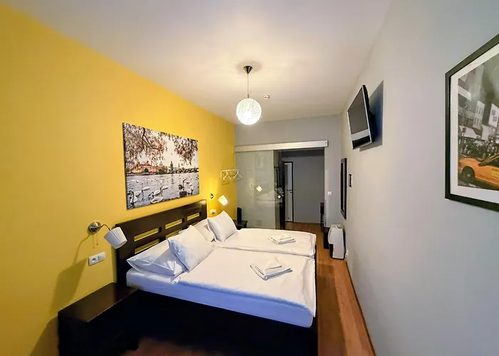 Hotel 3 estrelas: Central Studios
