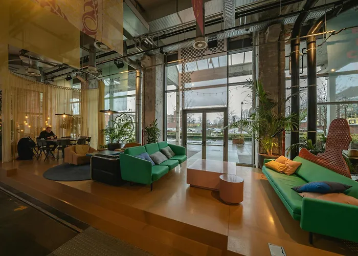 Social Hub