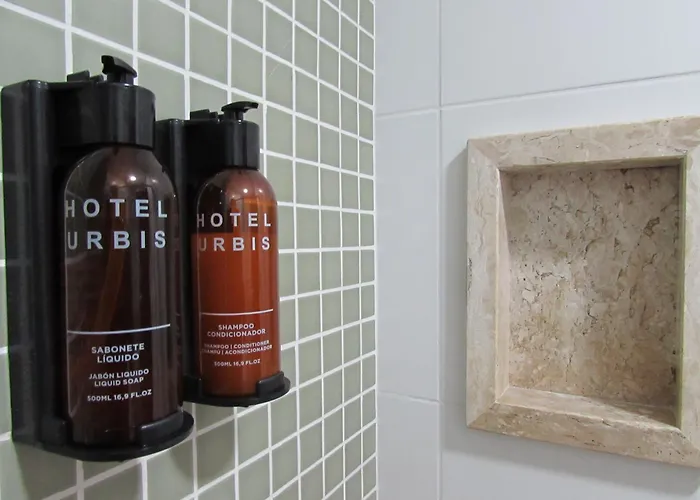 Resort: Hotel Urbis a 10 minutos Rua 25 de Março, Brás,Bom Retiro,a 2 minutos do Mirante Sampa Sky