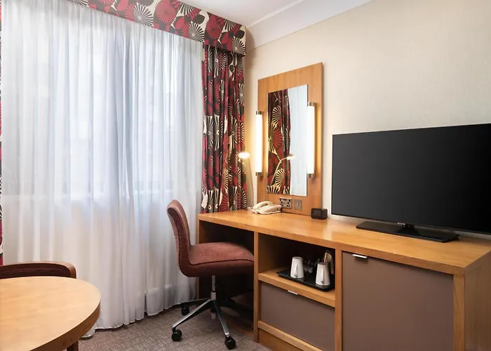 4 star hotel: Hilton London Olympia