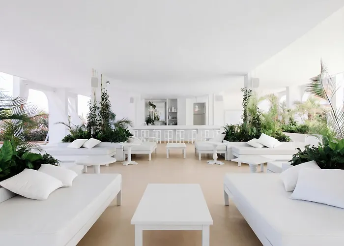 Endlss Beach & Disco Hotel Ibiza Adults Only