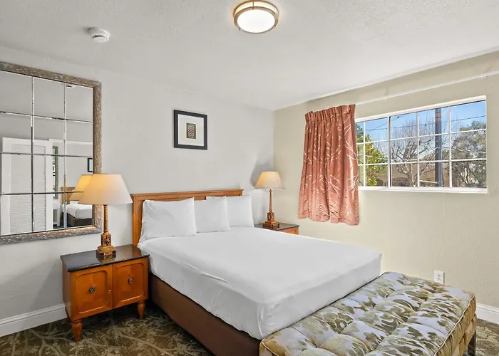 Rose Garden Inn - San Jose Airport