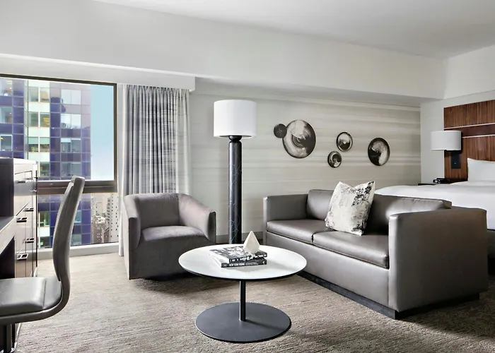 Family Hotel: New York Marriott Marquis