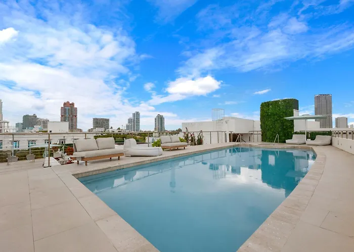 Ping Pong hotel: Bentley Hotel South Beach