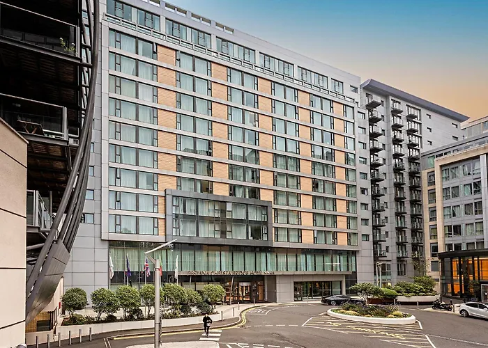  Pestana Chelsea Bridge & Spa