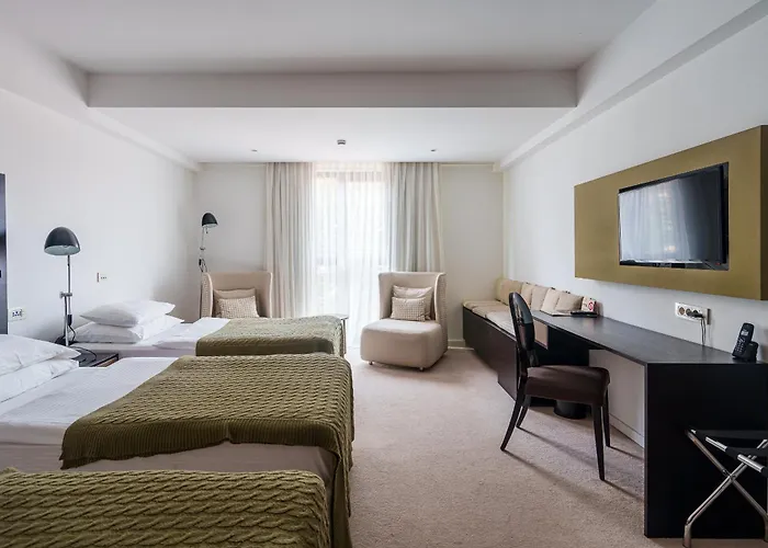 In Luxury hotels Palisad
