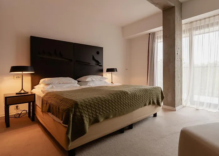 In Luxury hotels Palisad