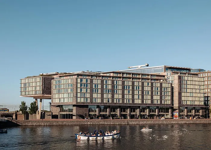 5 star hotels Doubletree By Hilton Amsterdam Centraal Station