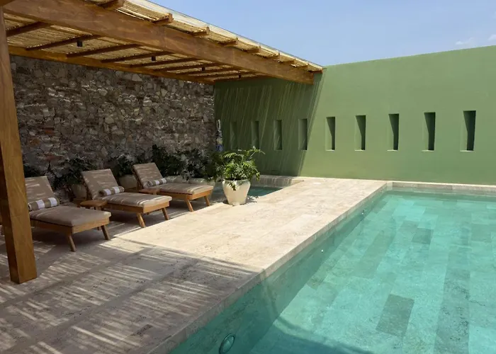 Boutique Casareyna