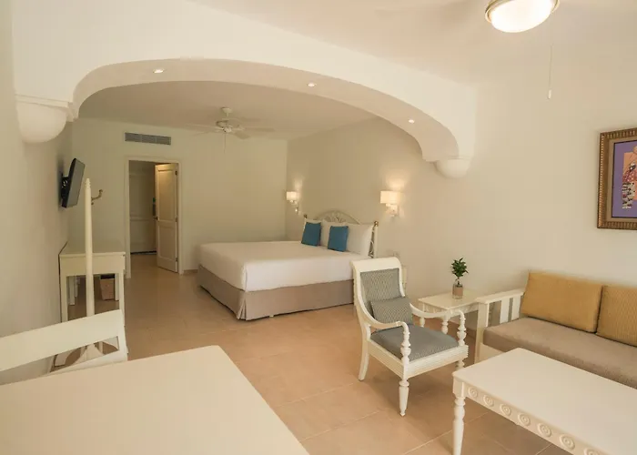 Hotel with view: Iberostar Waves Punta Cana