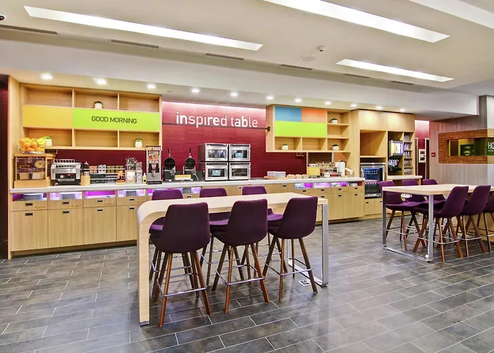 Romantic hotel: Home2 Suites By Hilton Edmonton South