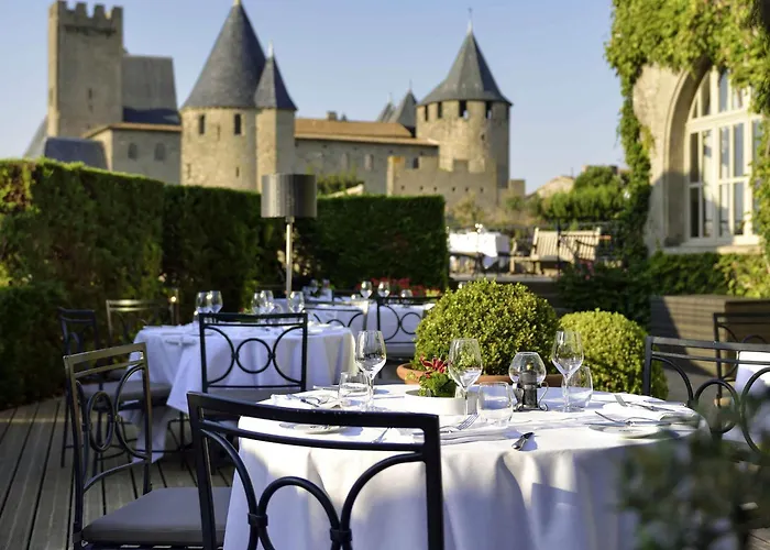 Hotel with pool: Hotel De La Cite Carcassonne - Mgallery Collection