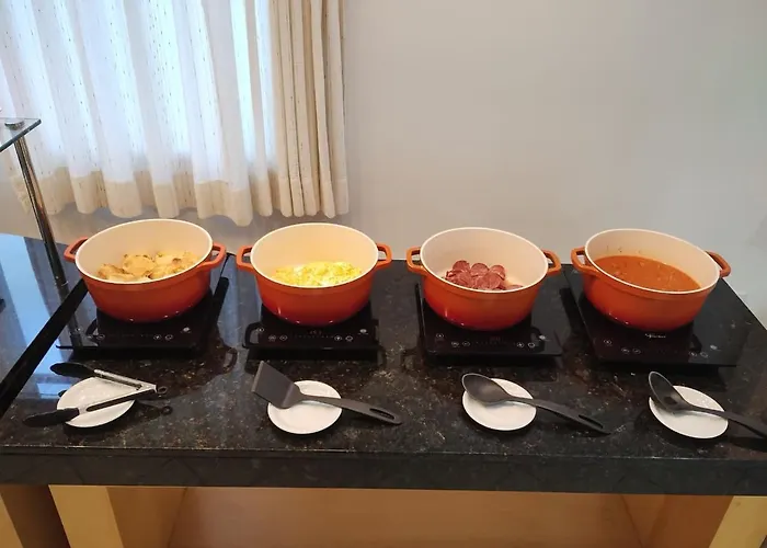 Golden Hotel - O Mais Central - Pet Friendly