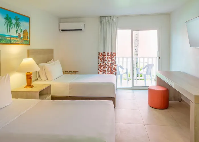Hotel 3 estrelas: Decameron San Luis