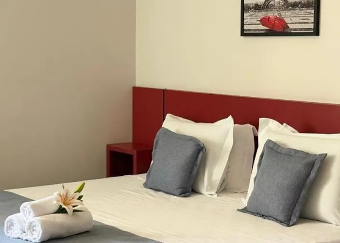 Paris Hotel