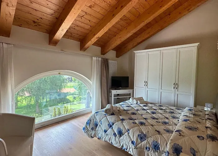 Agriturismo Lambra La Casa Del Sol