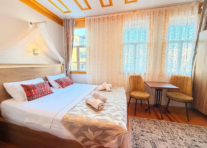 April Story Apart Hotel