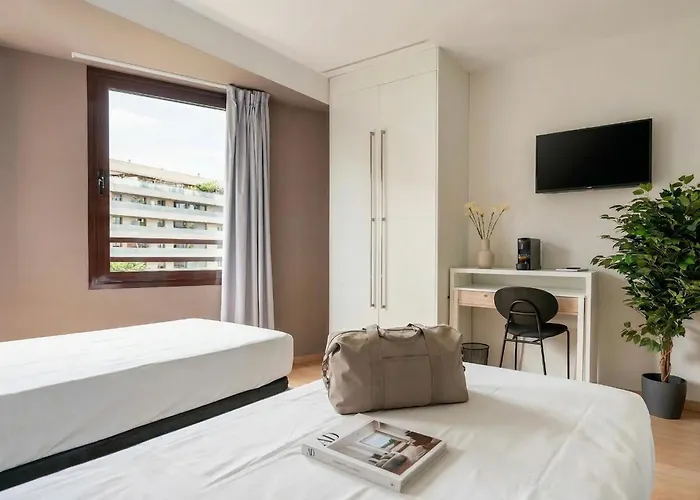 Goedkoop hotel: Limehome Barcelona Carrer De Fontcoberta - Digital Access